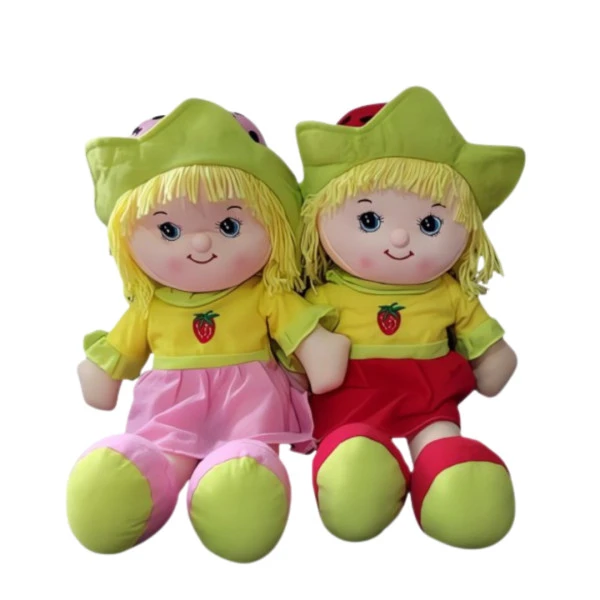 دمية الفراولة صغيرة الحجم 🍓🎀